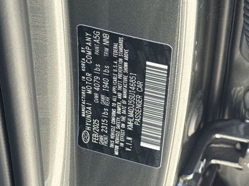 Used 2025 Hyundai Elantra SEL w/ Cargo Package image 39