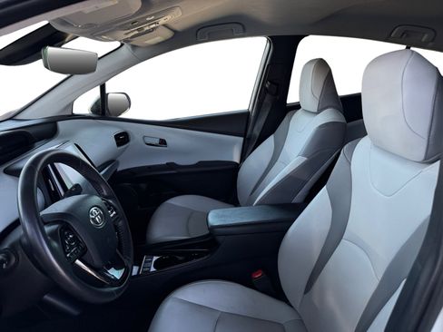 Used 2022 Toyota Prius Prime XLE FWD image 10