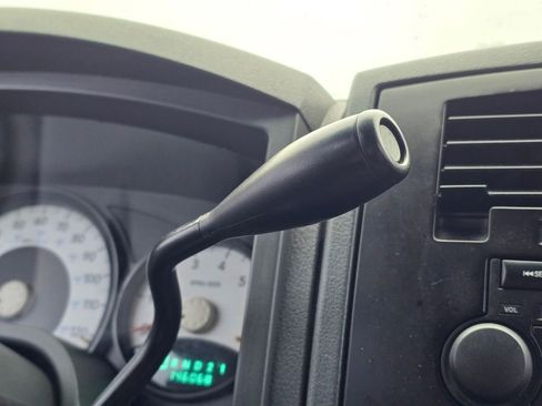 Used 2006 Dodge Dakota ST image 35