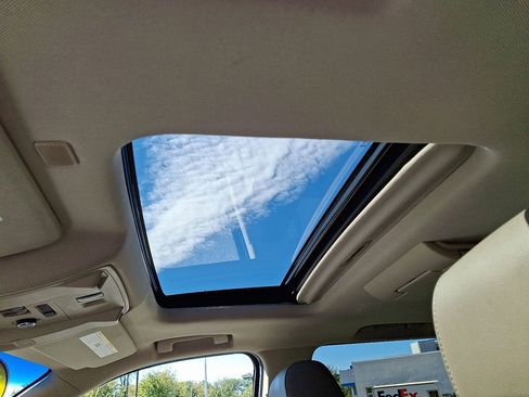 Used 2019 Chevrolet Tahoe Premier image 16