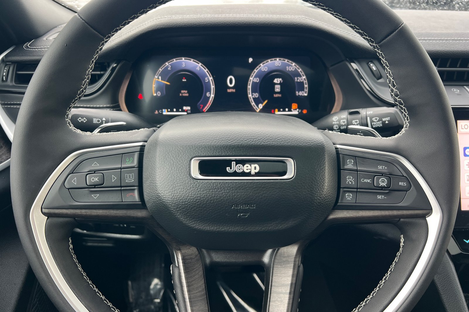 New 2026 Jeep Grand Cherokee Altitude AWD/4WD image 23