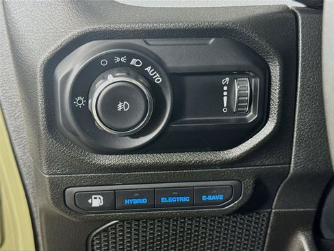 Used 2025 Jeep Wrangler Unlimited Sport S 4xe AWD/4WD image 7