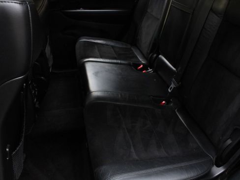 Used 2017 Jeep Grand Cherokee Altitude image 21