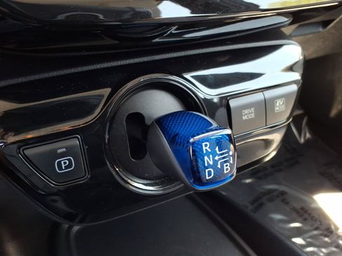 Used 2022 Toyota Prius LE FWD image 27