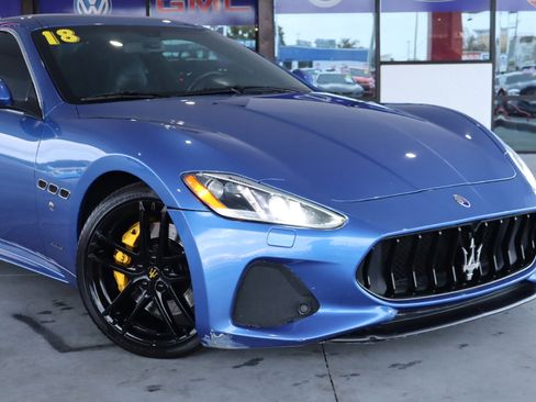 Used 2018 Maserati GranTurismo Sport image 2