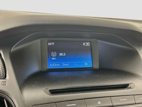 Used 2015 Ford Focus SE FWD image 19