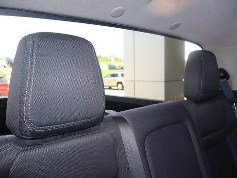 Used 2023 Nissan Frontier SV AWD/4WD image 37