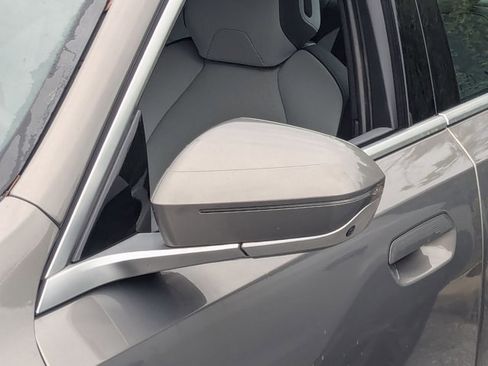 Certified 2024 BMW 530i xDrive w/ Premium Package AWD/4WD image 18