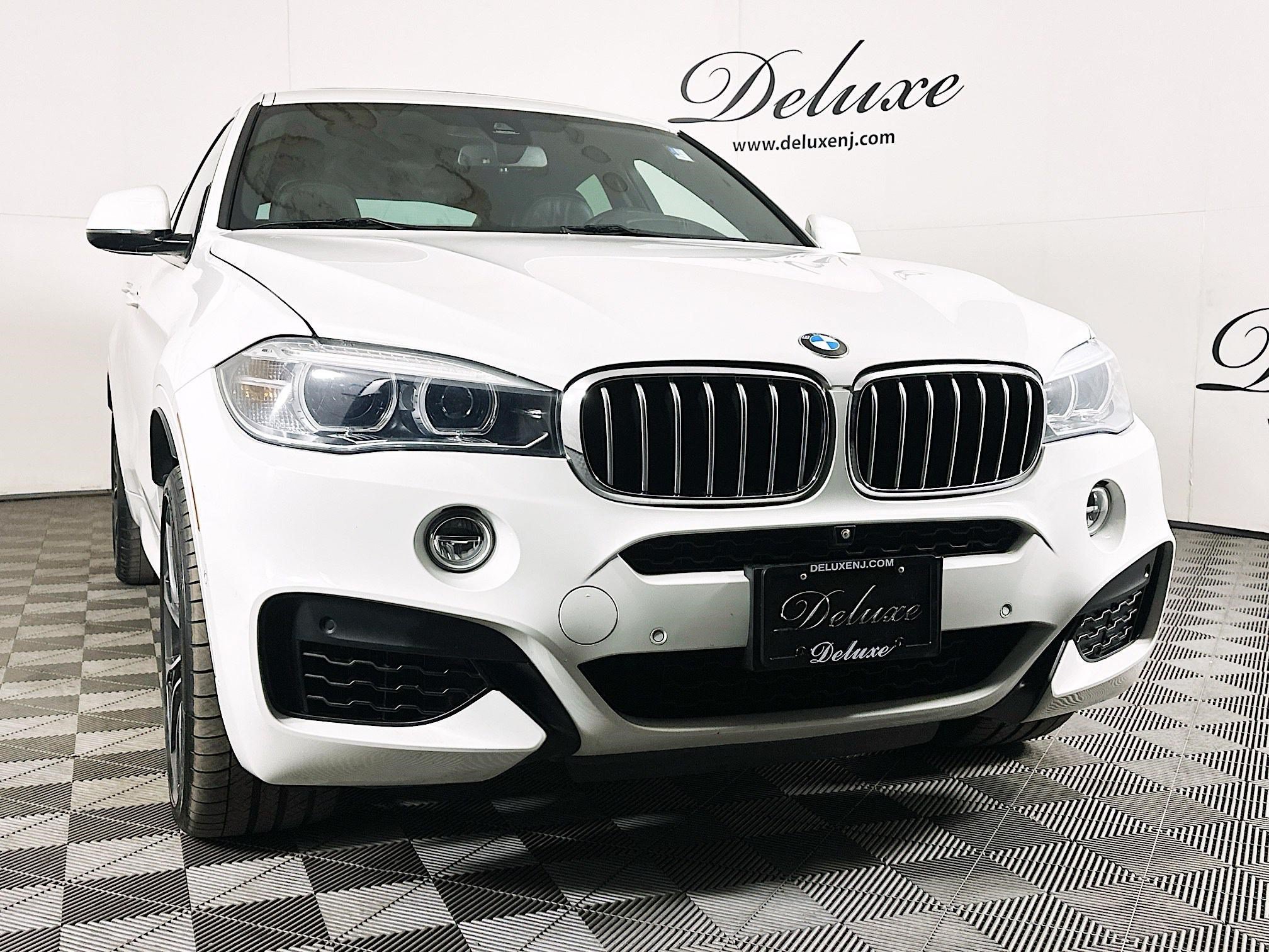 Used 2019 BMW X6 xDrive50i w/ M Sport Package AWD/4WD image 29