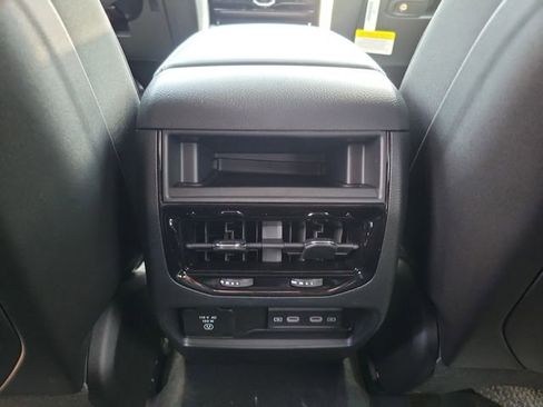 New 2026 Jeep Grand Cherokee Altitude RWD image 10