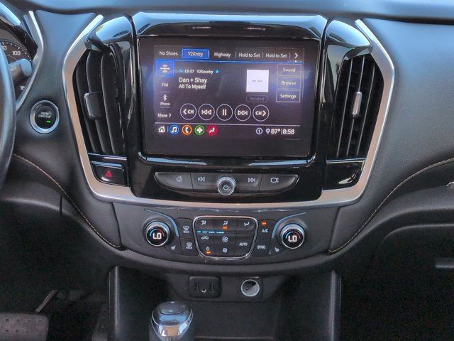 Used 2020 Chevrolet Traverse LT FWD image 17