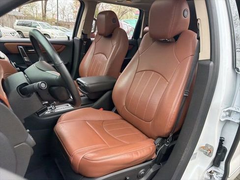 Used 2017 Chevrolet Traverse Premier image 7