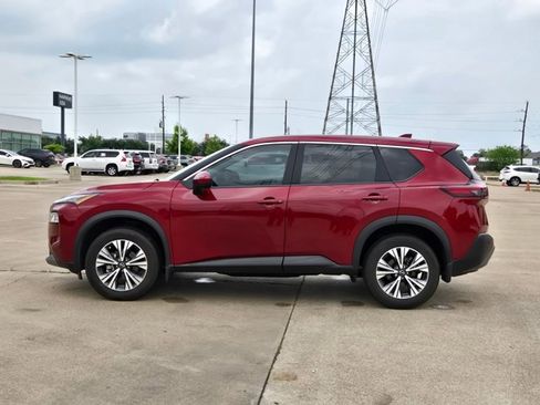 Used 2023 Nissan Rogue SV FWD image 8