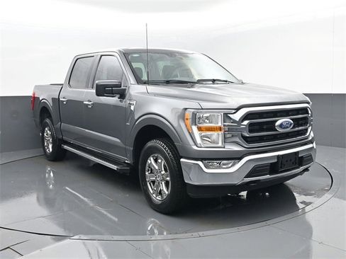 Used 2023 Ford F150 XLT w/ XTR Package image 3