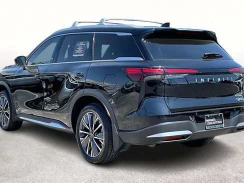 Certified 2026 INFINITI QX60 Luxe w/ Family Package FWD image 17