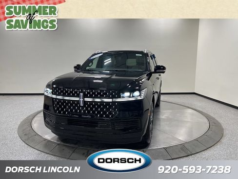 New 2026 Lincoln Navigator L Black Label AWD/4WD image 1