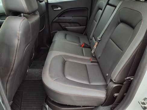 Certified 2022 GMC Canyon AT4 image 8