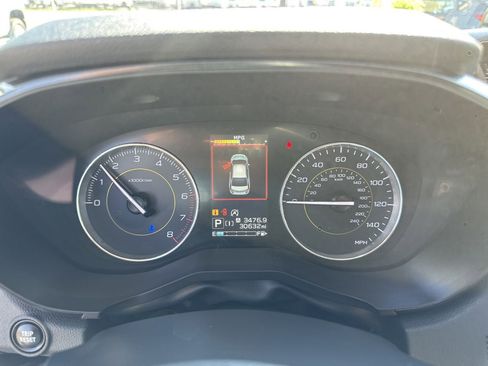 Used 2022 Subaru Crosstrek 2.5i Sport w/ Moonroof Package image 27