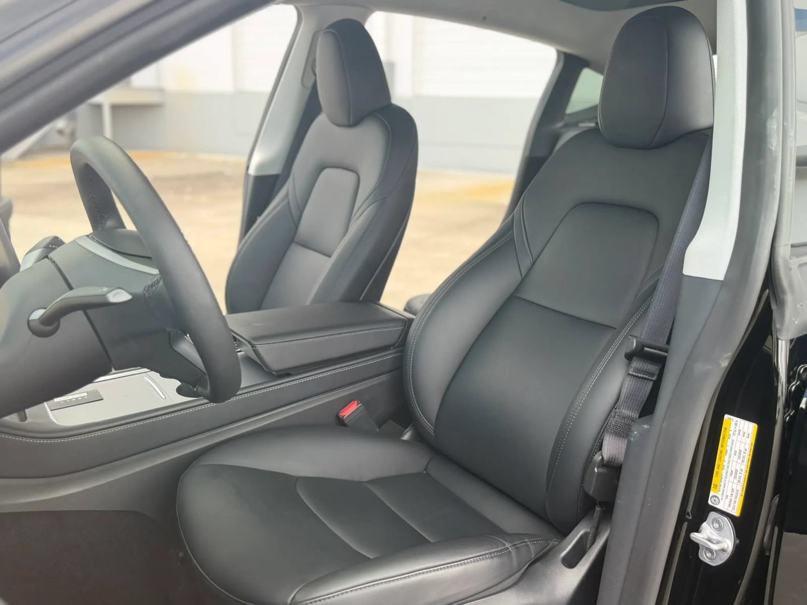 Used 2023 Tesla Model Y Long Range AWD/4WD image 18