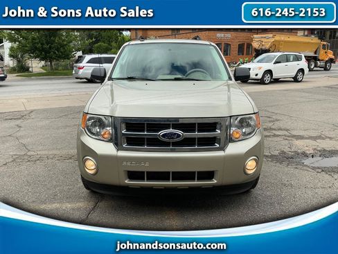 Used 2012 Ford Escape XLT AWD/4WD image 1