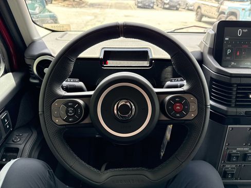 Used 2025 INEOS Grenadier image 16