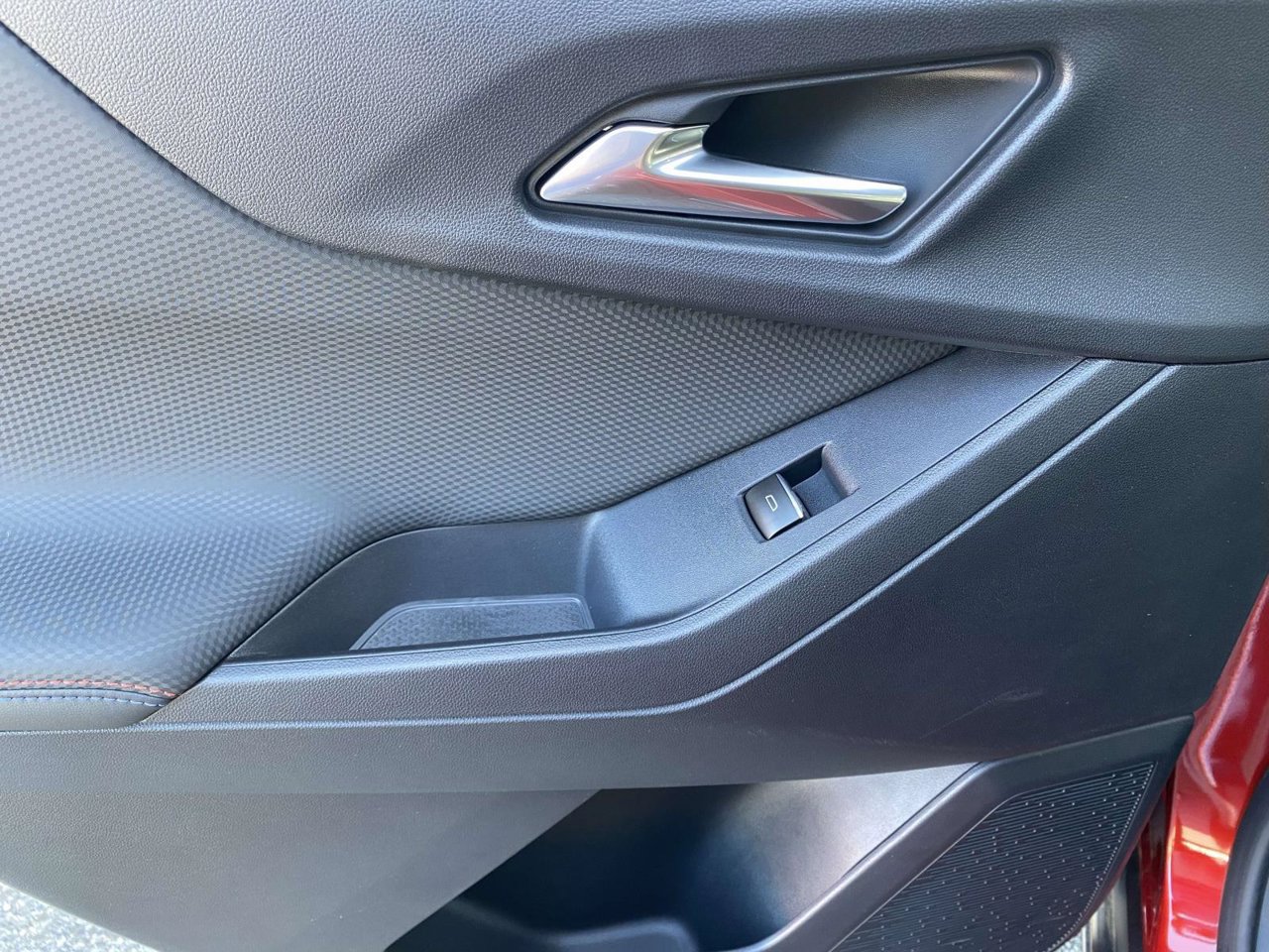 New 2026 Chevrolet Equinox RS w/ Convenience Package III FWD image 13