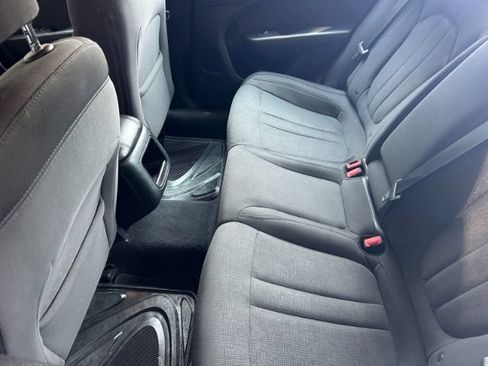 Used 2016 Chrysler 200 Limited FWD image 22