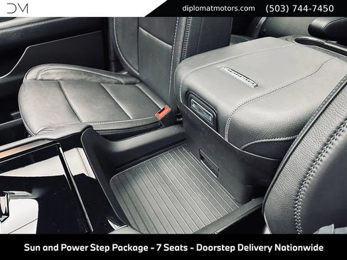 Used 2026 GMC Yukon Denali w/ Sun & Power Step Package AWD/4WD image 57