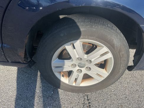 Used 2012 Dodge Grand Caravan SXT image 9