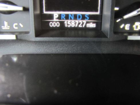 Used 2020 Toyota Tundra SR5 w/ SR5 Upgrade Package AWD/4WD image 38
