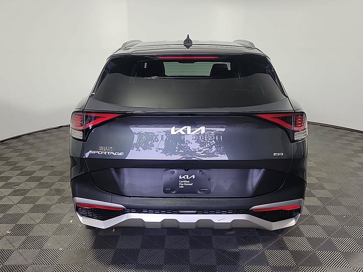 Certified 2024 Kia Sportage EX AWD/4WD image 5