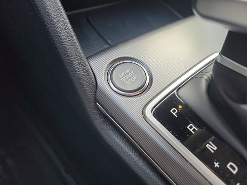 Certified 2026 Kia Sportage SX image 37