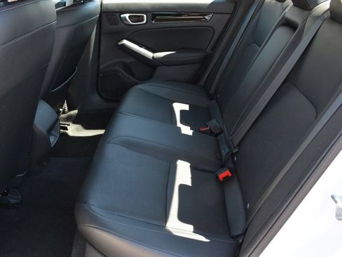 Used 2023 Honda Civic Touring image 15