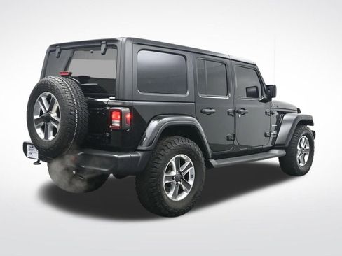 Used 2021 Jeep Wrangler Unlimited Sahara image 6