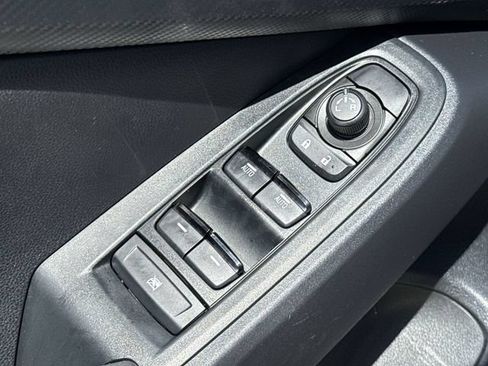 Certified 2024 Subaru Crosstrek 2.0i Premium AWD/4WD image 17