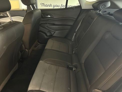 Used 2024 Chevrolet Trax LT image 27