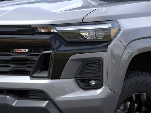 New 2026 Chevrolet Colorado Z71 w/ Midnight Edition AWD/4WD image 10