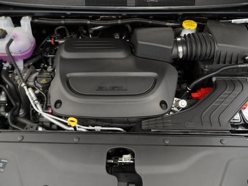 New 2026 Chrysler Pacifica Limited w/ S Appearance Package image 36