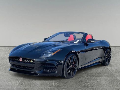 Used 2020 Jaguar F-TYPE R image 2