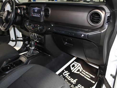 Used 2020 Jeep Wrangler Unlimited Sport S AWD/4WD image 21