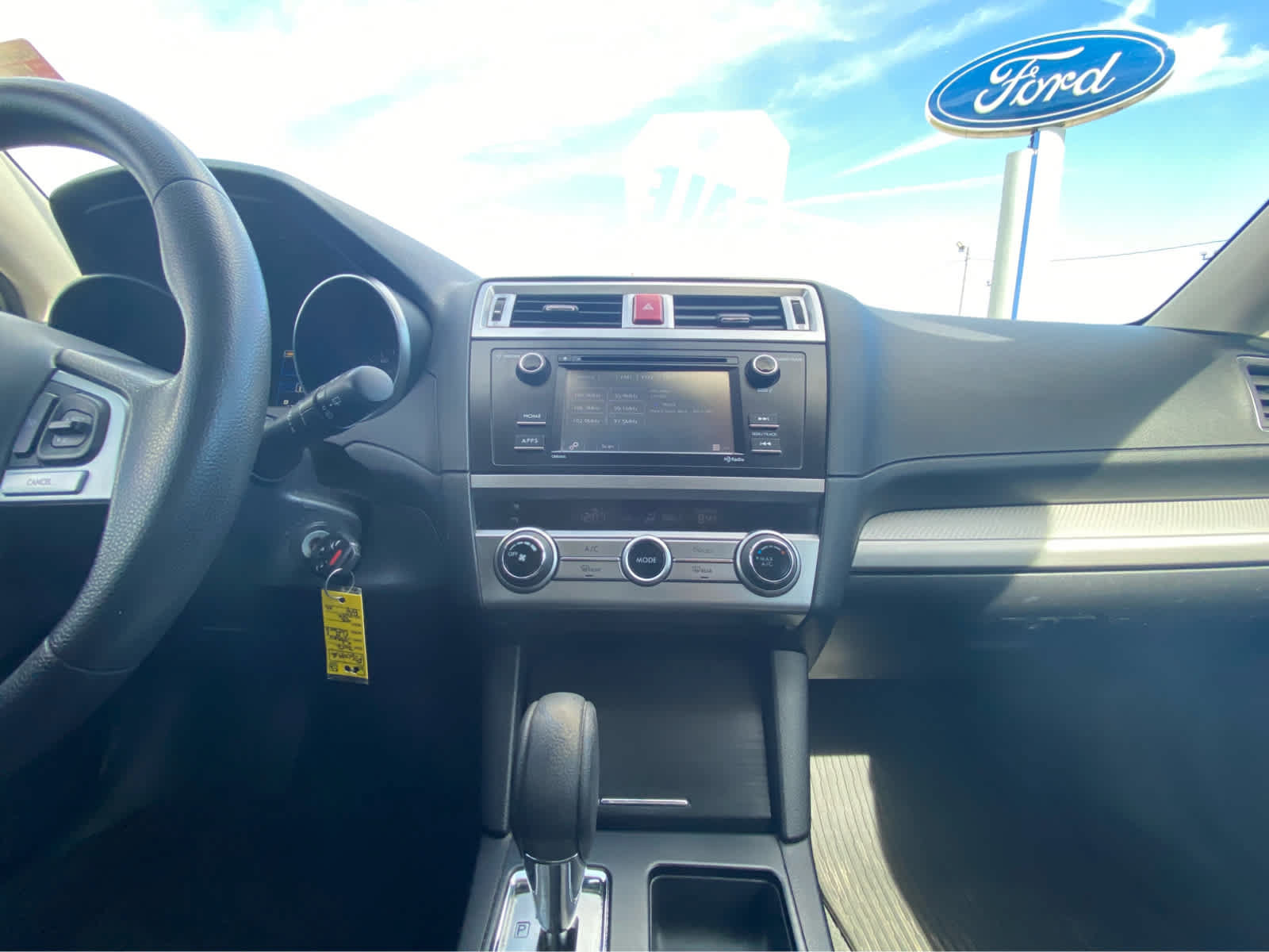 Used 2017 Subaru Outback 2.5i AWD/4WD image 27