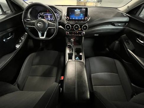 Used 2022 Nissan Sentra SV FWD image 17