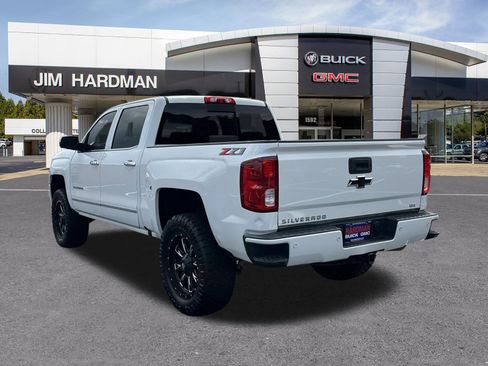Used 2018 Chevrolet Silverado 1500 LTZ Z71 AWD/4WD image 5