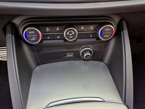 New 2025 Alfa Romeo Stelvio Sprint w/ Convenience Package image 24