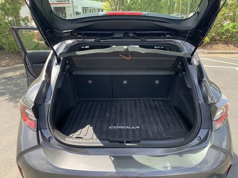 Used 2022 Toyota Corolla SE image 31