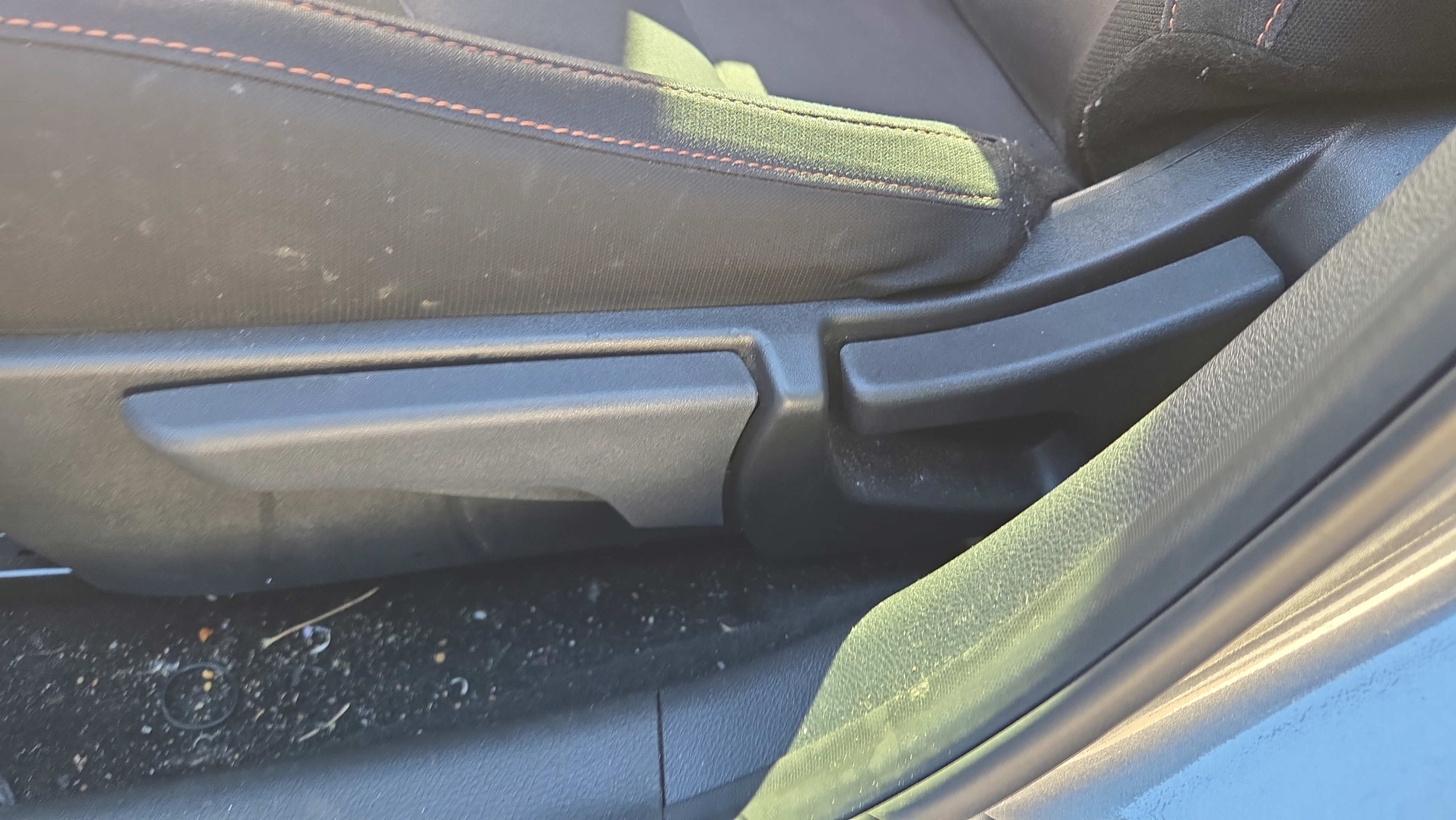 Used 2022 Nissan Sentra SR w/ Electronics Package FWD image 7