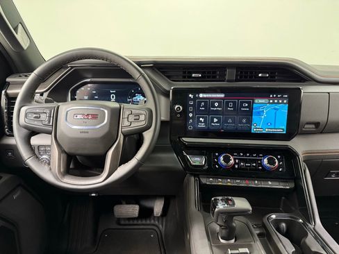 Used 2025 GMC Sierra 1500 AT4 AWD/4WD image 21