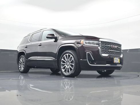 Used 2021 GMC Acadia Denali w/ Denali Ultimate Package AWD/4WD image 24