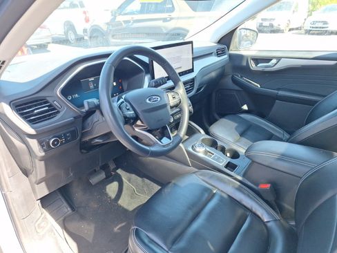Used 2023 Ford Escape Platinum AWD/4WD image 10