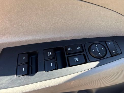 Used 2017 Hyundai Tucson SE AWD/4WD image 12